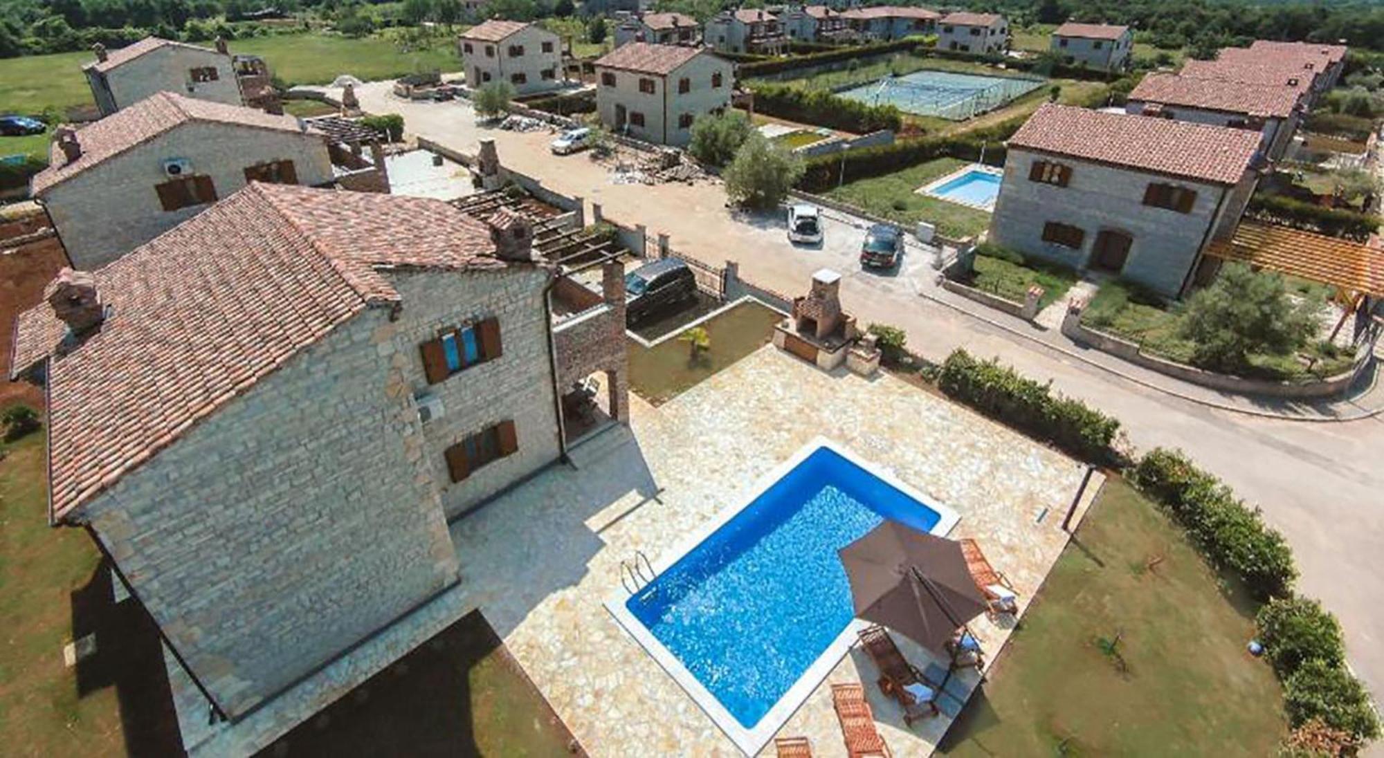Villa Baleta Butkovici  Экстерьер фото